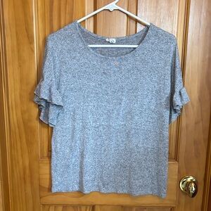 CAUTION TO THE WIND Gray Ruffle Sleeve Super Soft Women's Top